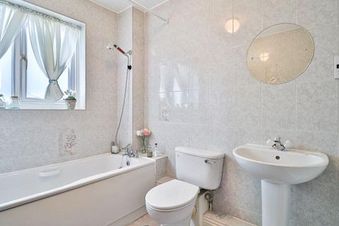 5 Thompsons Close, Wolviston, Billingham, TS22 5LR
