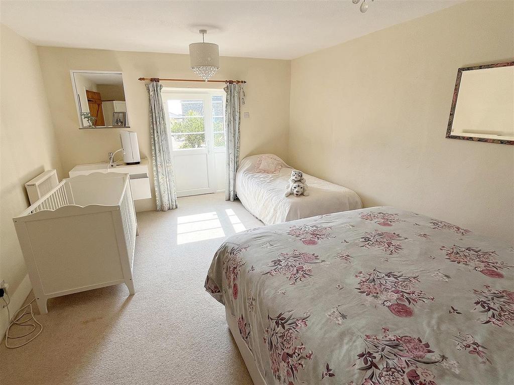 Bedroom One.jpg