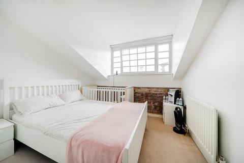 2 bedroom apartment for sale, The Railstore, Gidea Park RM2
