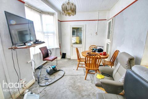 4 bedroom terraced house for sale, Cedar Road, Newport