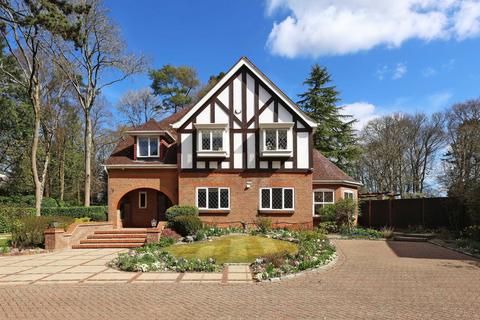 5 bedroom detached house for sale, Manor Road, Penn, Buckinghamshire, HP10