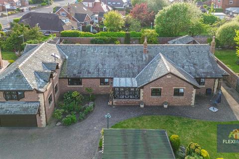 4 bedroom detached house for sale, Beresford Gardens, Southport PR9