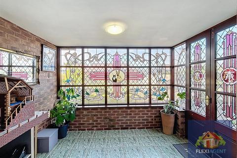 4 bedroom detached house for sale, Beresford Gardens, Southport PR9