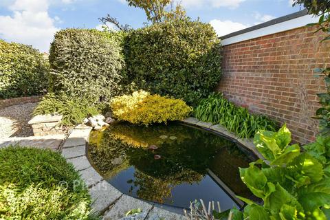 3 bedroom detached bungalow for sale, St. Faith's Road, Cowes PO31