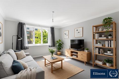 2 bedroom flat for sale, Rothesay Avenue, Wimbledon Chase SW20