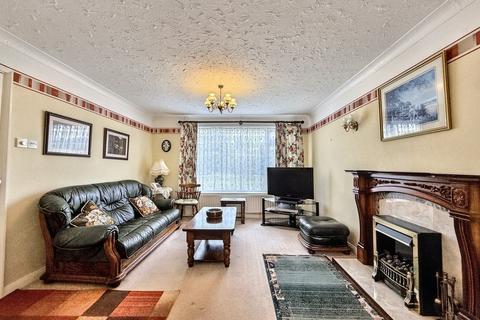 4 bedroom semi-detached house for sale, Bridport