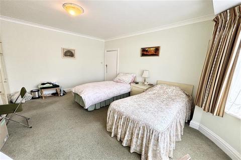undefined, Brookside Road, Golders Green NW11