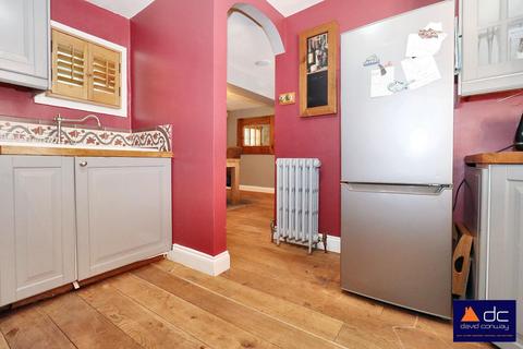 2 bedroom cottage for sale, West Street, Harrow, HA1 3EL