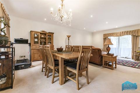 undefined, Hendon Lane, Finchley, London, N3