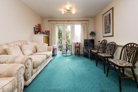 1 bedroom apartment for sale, Uxbridge Road, Pinner HA5