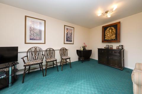 1 bedroom apartment for sale, Uxbridge Road, Pinner HA5