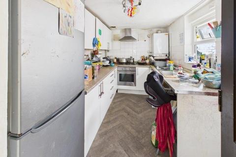 2 bedroom end of terrace house for sale, The Crescent, Slough, Berkshire, SL1