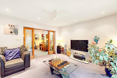 undefined, Pavilion Way, Ruislip HA4