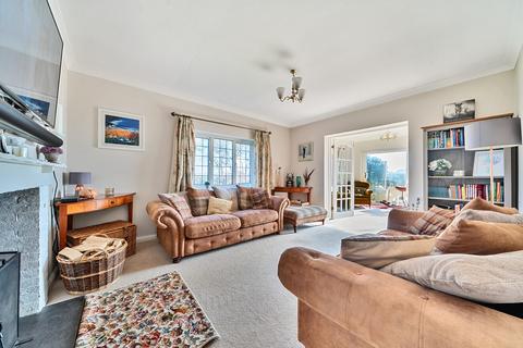 4 bedroom detached house for sale, Hooe, Battle