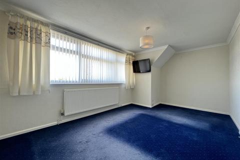 3 bedroom semi-detached house for sale, Thornhill Road, Claydon, Ipswich