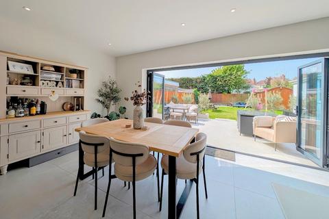 22 Ovington Avenue, Bournemouth, BH7 6SB