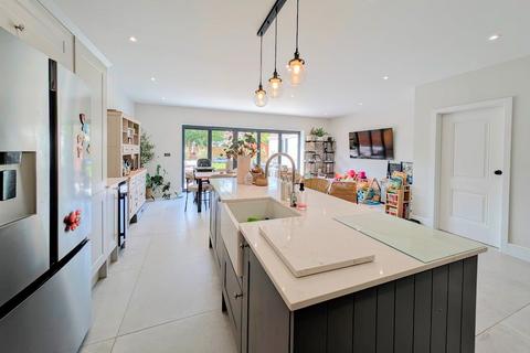 22 Ovington Avenue, Bournemouth, BH7 6SB