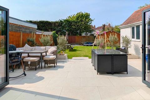 22 Ovington Avenue, Bournemouth, BH7 6SB