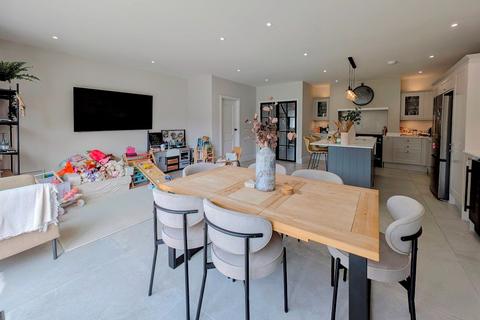 22 Ovington Avenue, Bournemouth, BH7 6SB