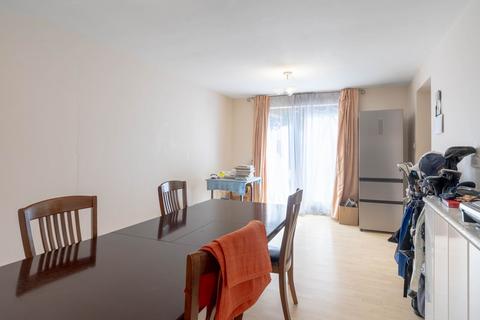 1 Ballard Close, Milton, Cambridge, CB24 6DW