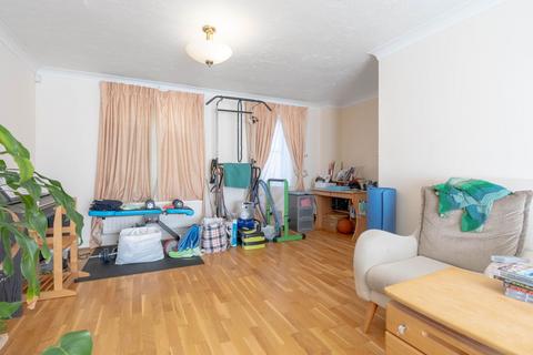 1 Ballard Close, Milton, Cambridge, CB24 6DW