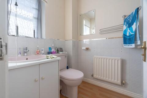 1 Ballard Close, Milton, Cambridge, CB24 6DW