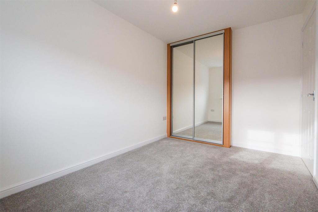 Kilkenny Master bedroom 3.jpg