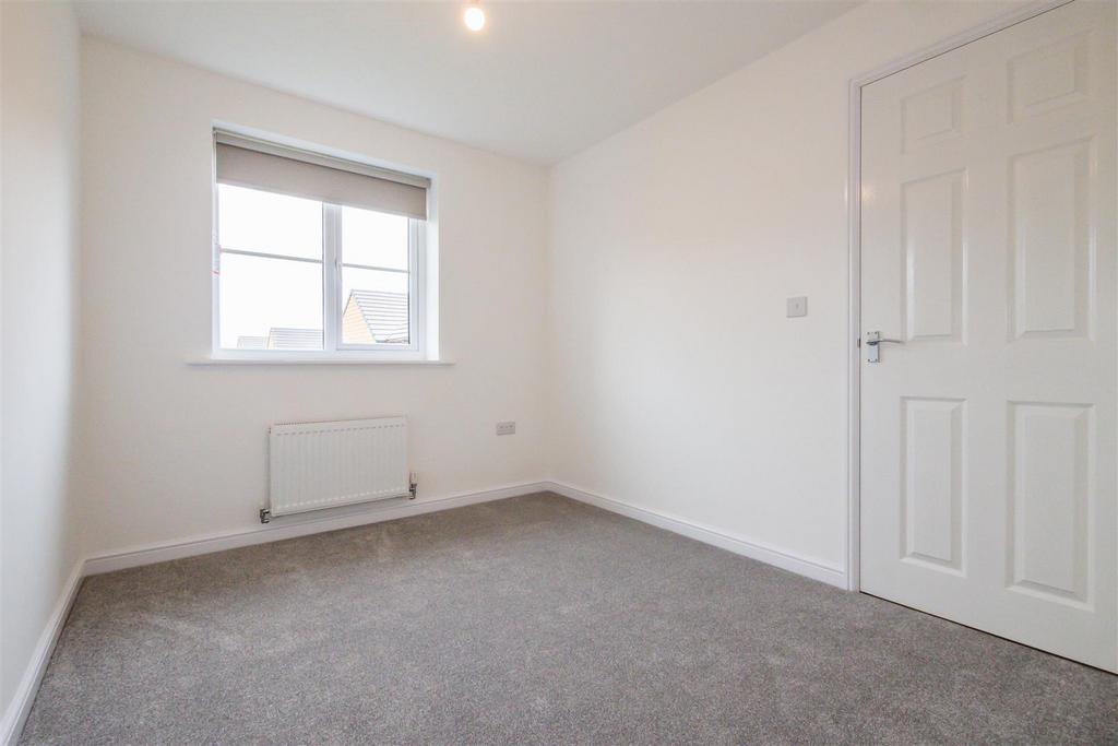 Kilkenny Second bedroom 2.jpg