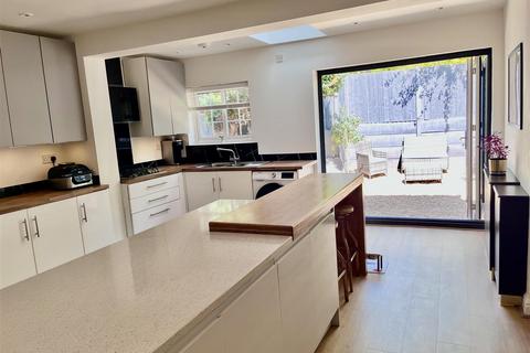 83 Middlemore Road, Northfield, Birmingham, B31 3UL