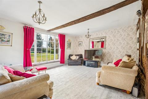 6 bedroom detached house for sale, Manor House, High Street South, Stewkley, Buckinghamshire