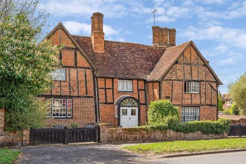 Manor House, High Street South, Stewkley, Buckinghamshire
