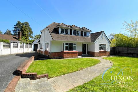 4 bedroom chalet for sale, Oakland Walk, West Parley, Ferndown, Dorset