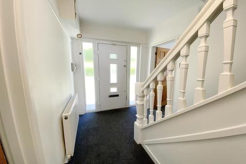 4 bedroom chalet for sale, Oakland Walk, West Parley, Ferndown, Dorset