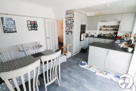 59 Heron Hill, Belvedere, DA17 5HJ