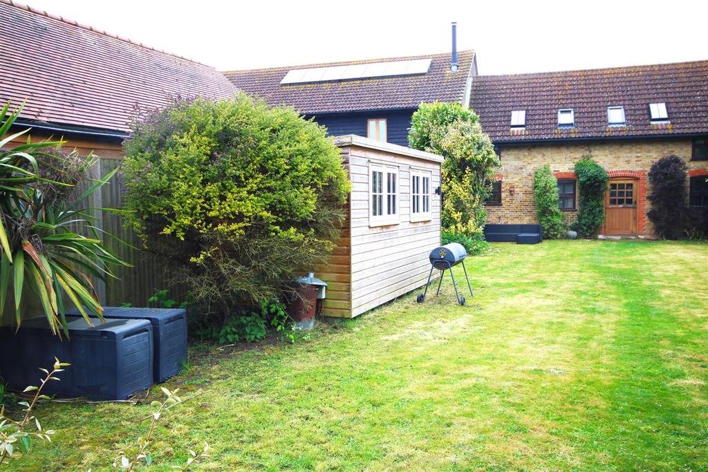 Rear Garden d.JPG