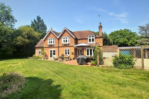 4 bedroom detached house for sale, Hermitage Road, Cold Ash, Thatcham, Berkshire