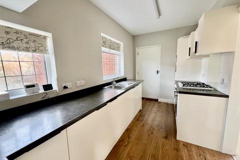 3 bedroom semi-detached house for sale, Yoredale Avenue, Darlington