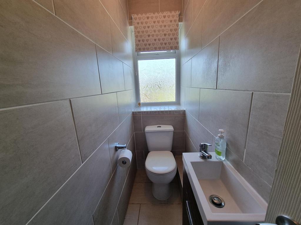 Cloakroom/WC