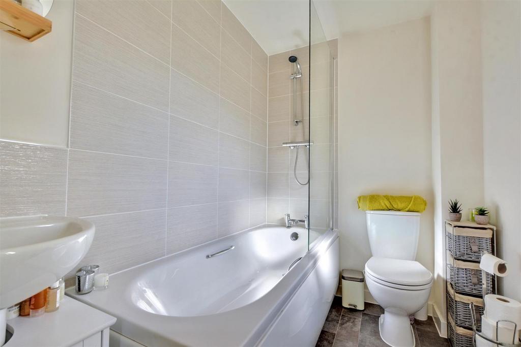Bathroom.jpeg