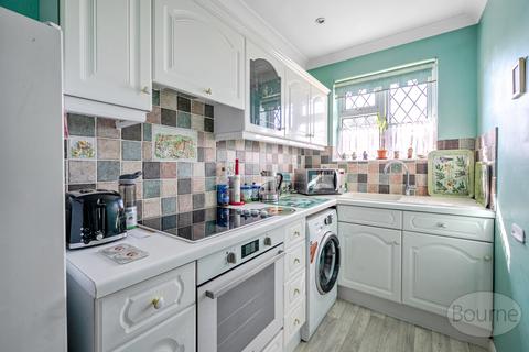 3 bedroom bungalow for sale, St. Michaels Avenue, Fairlands, Guildford, Surrey, GU3