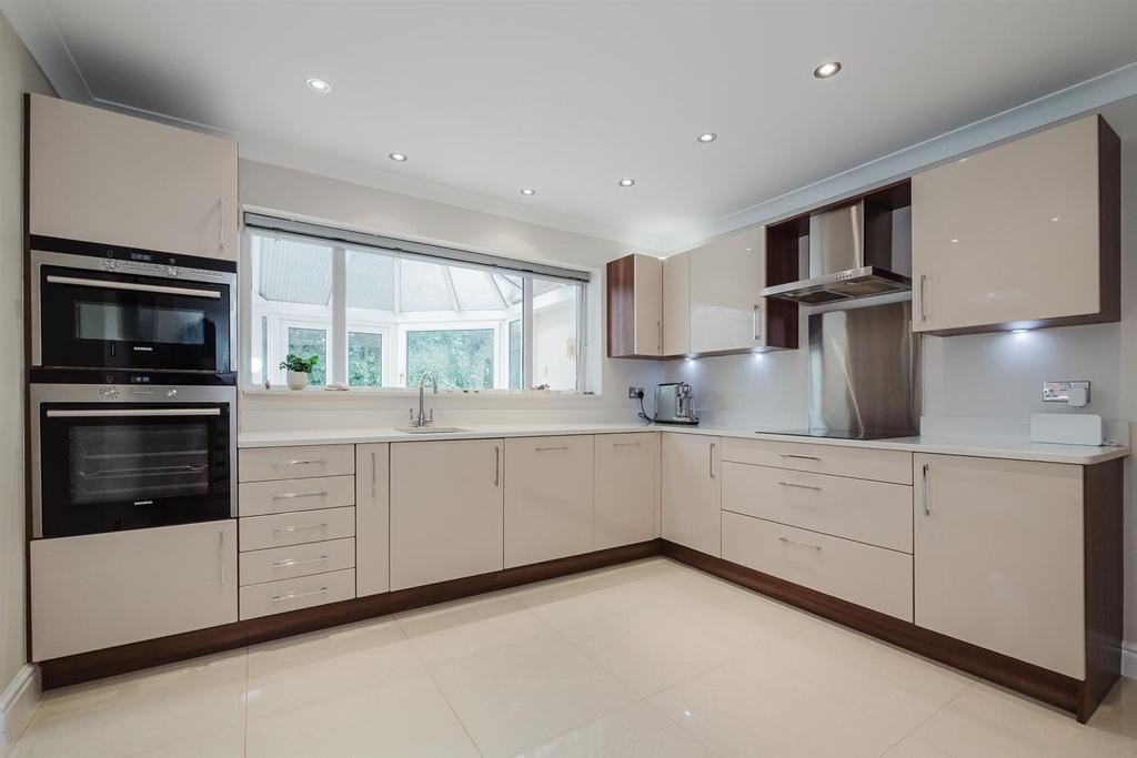 Breakfast Kitchen