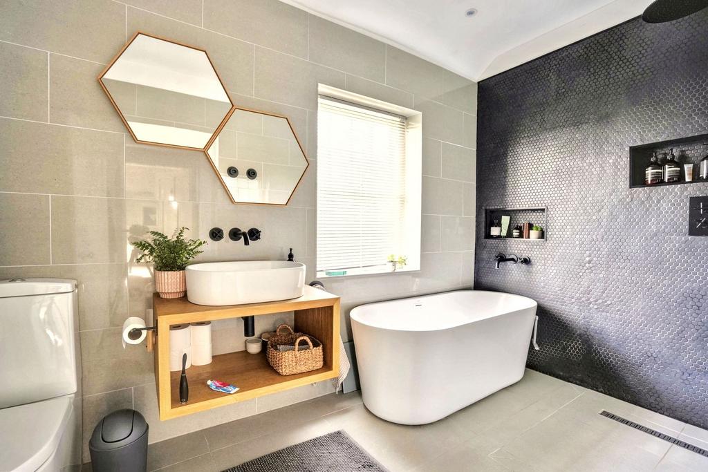 Family bathroom