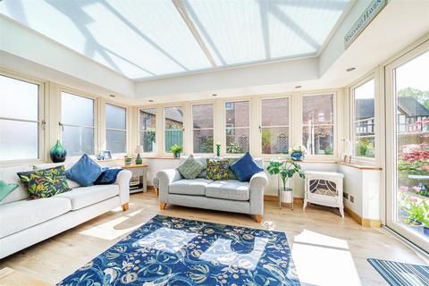 3 bedroom house for sale, Arleston Manor Mews, Telford TF1