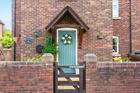 3 bedroom house for sale, Arleston Manor Mews, Telford TF1