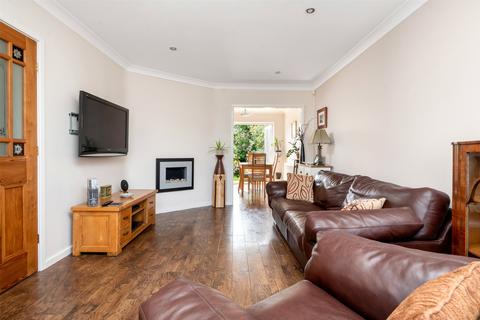 59 Charles Drive, Anstey, Leicester, LE7 7BH