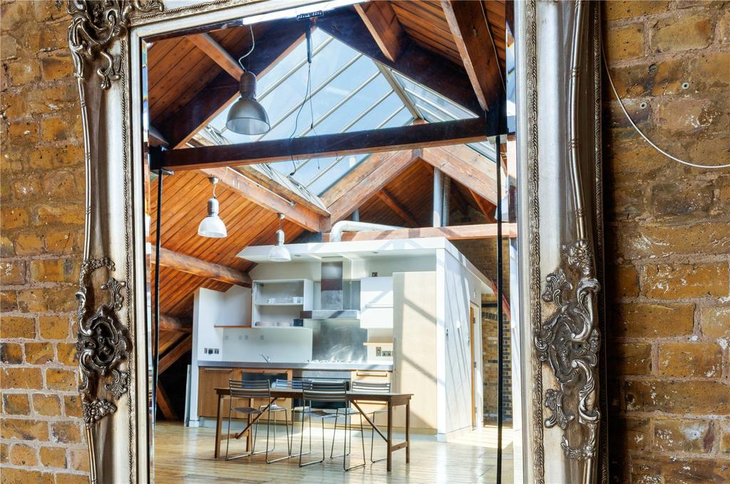 Reception/Kitchen