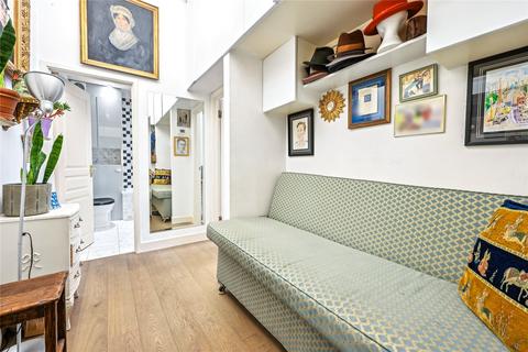 1 bedroom apartment for sale, Chiswick High Road, London, W4