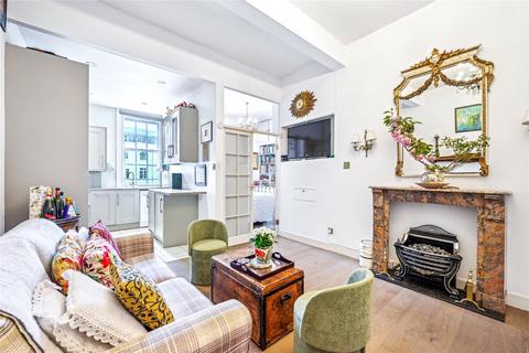 1 bedroom apartment for sale, Chiswick High Road, London, W4