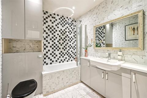 1 bedroom apartment for sale, Chiswick High Road, London, W4