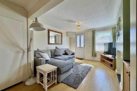 2 bedroom end of terrace house for sale, High Street, Southminster